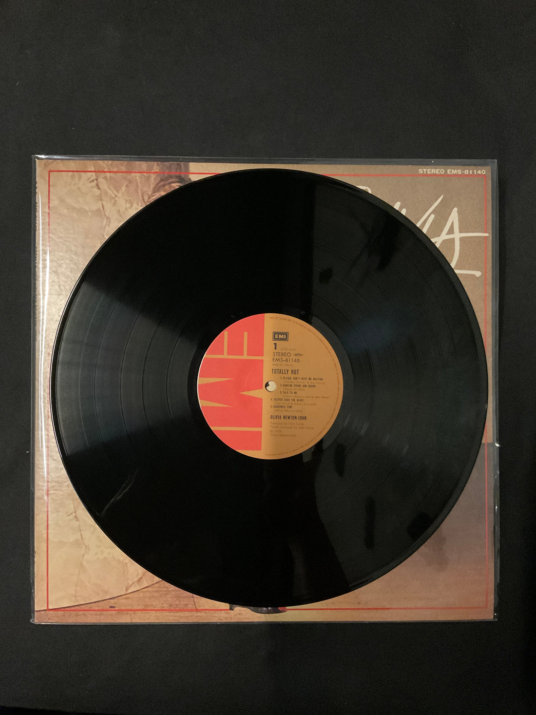 แผ่นเสียง Olivia Newton-John = Olivia Newton-John - Totally Hot = さよならは一度だけ Vinyl VG+
