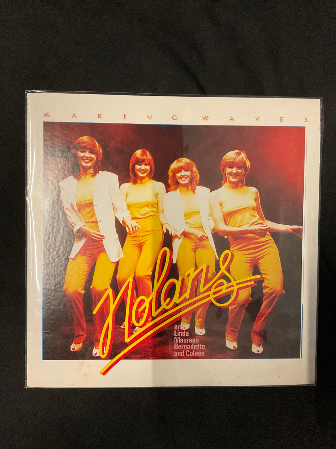 แผ่นเสียง The Nolans - Making Waves Vinyl VG+