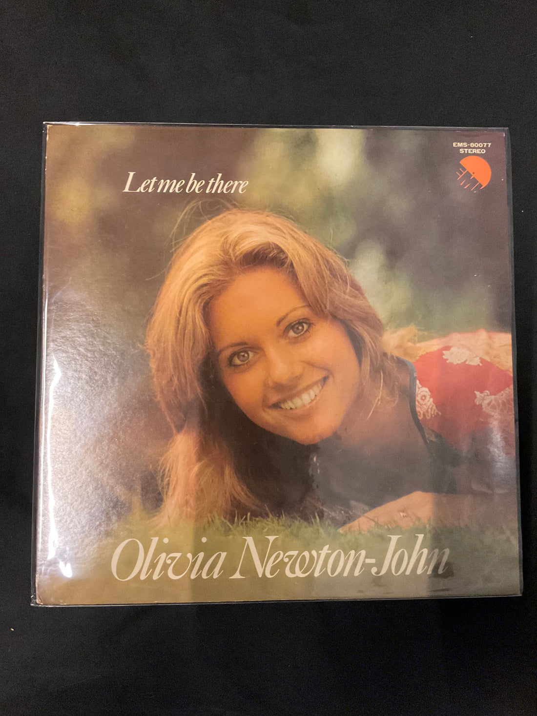 แผ่นเสียง Olivia Newton-John - Let Me Be There Vinyl VG+