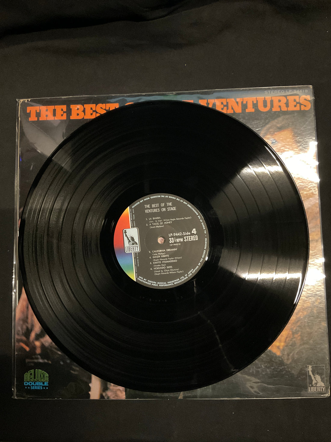 แผ่นเสียง The Ventures - The Best Of The Ventures On Stage Vinyl VG+