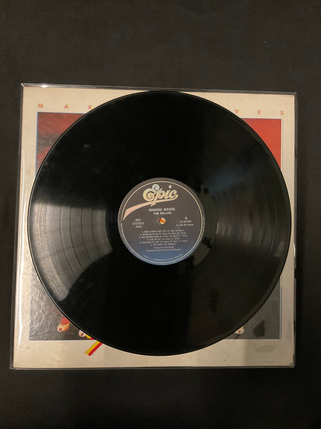 แผ่นเสียง The Nolans - Making Waves Vinyl VG+