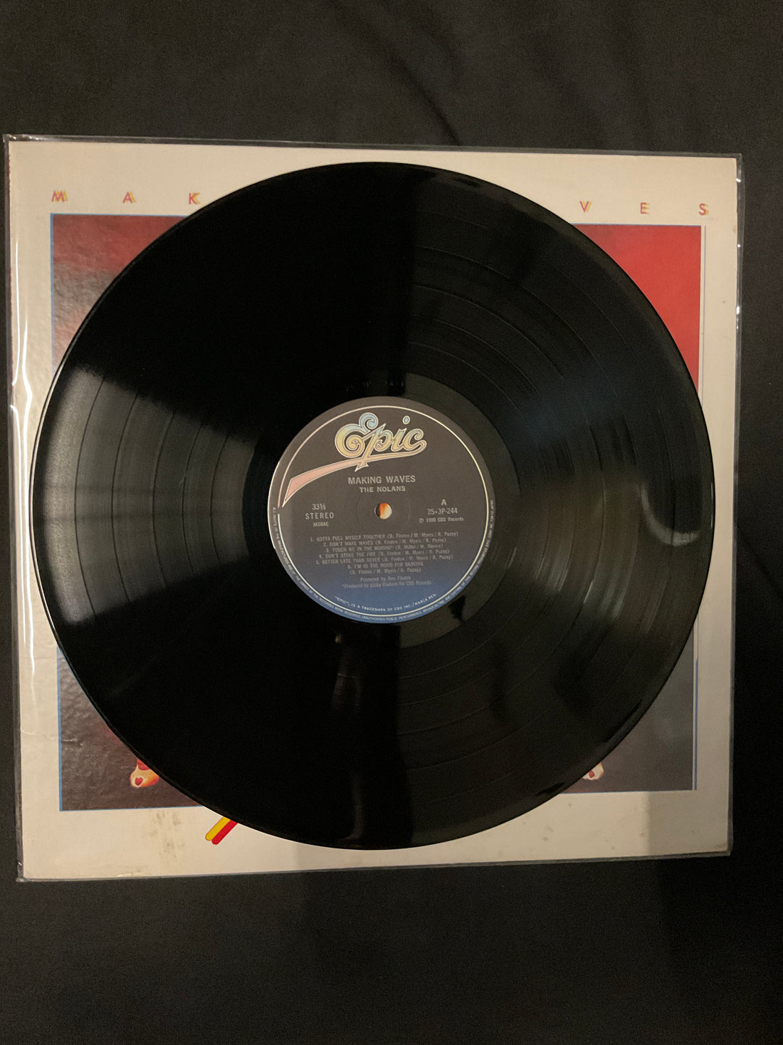 แผ่นเสียง The Nolans - Making Waves Vinyl VG+