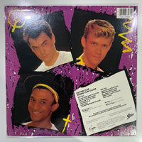 แผ่นเสียง Culture Club - Kissing To Be Clever (Vinyl) (VG+)