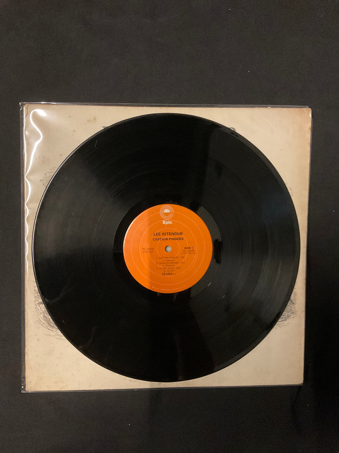 แผ่นเสียง Lee Ritenour - Captain Fingers Vinyl VG