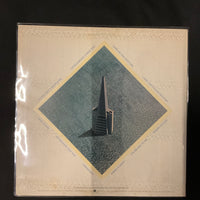 แผ่นเสียง The Doobie Brothers - Livin' On The Fault Line Vinyl VG+