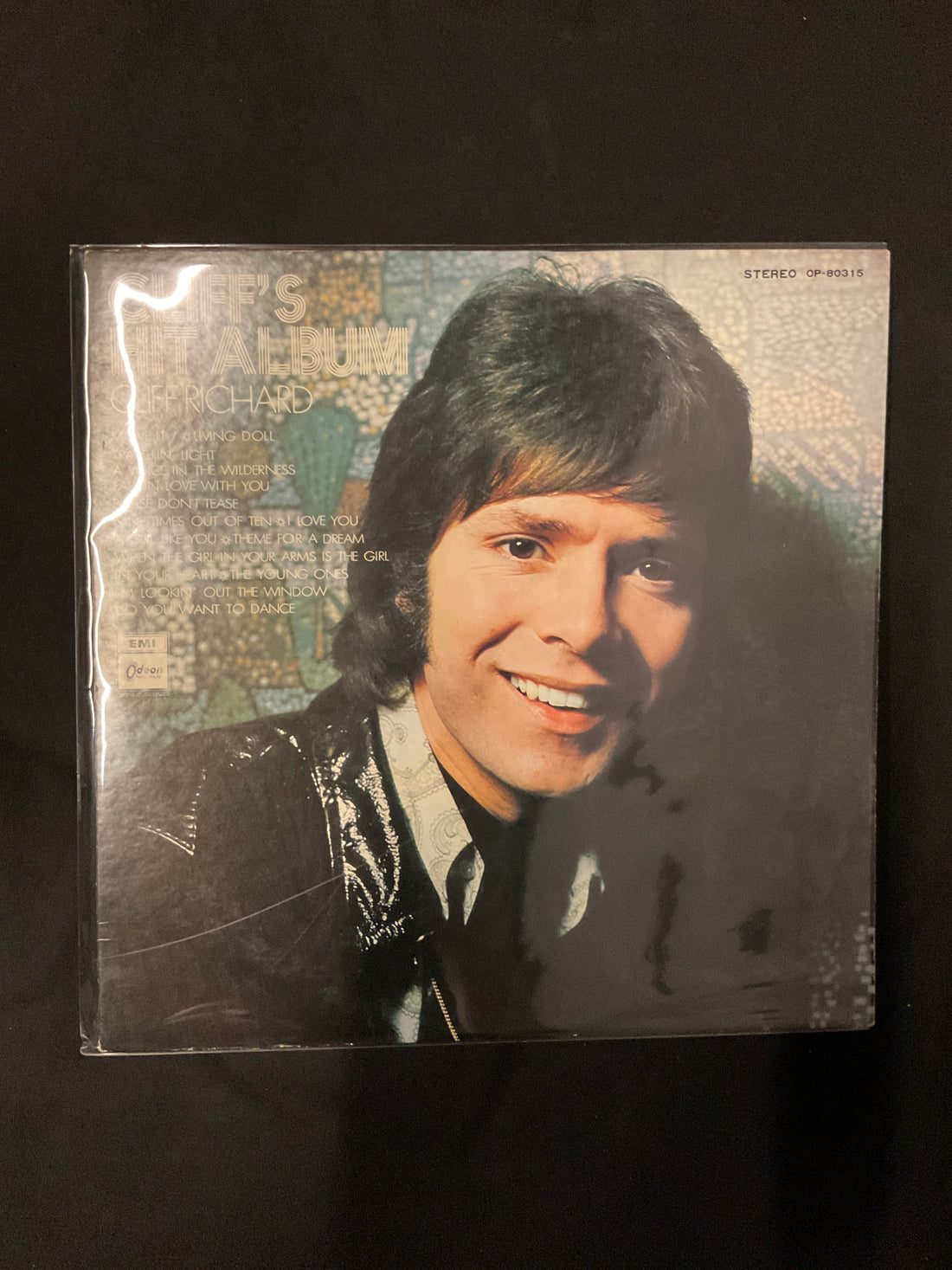 แผ่นเสียง Cliff Richard - Cliff's Hit Album Vinyl VG+