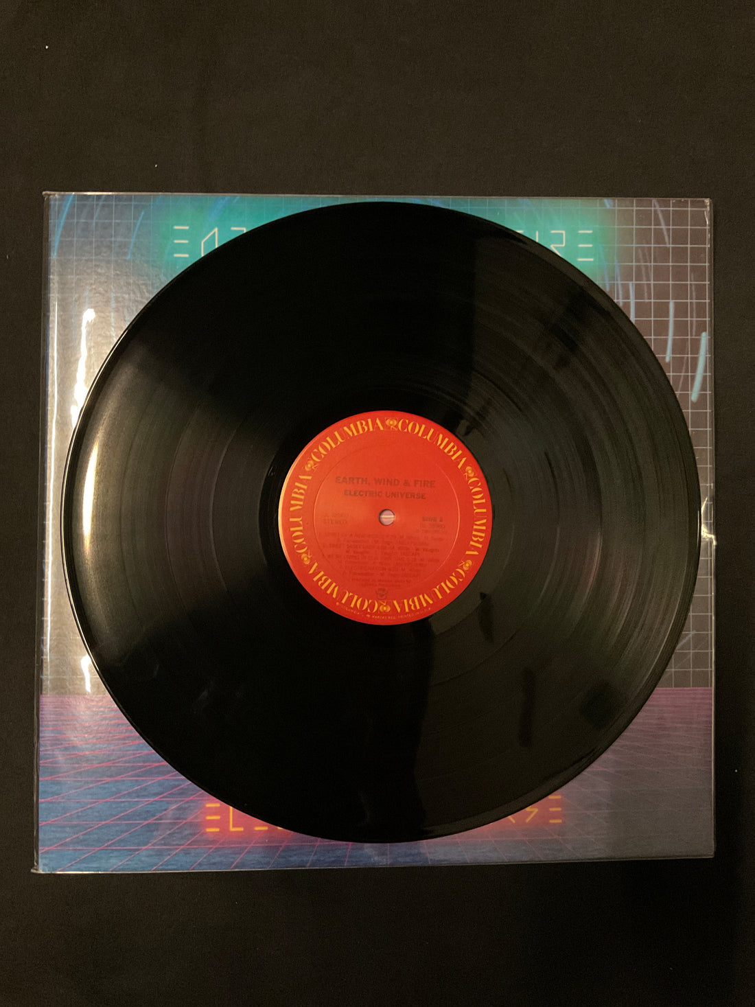 แผ่นเสียง Earth, Wind & Fire - Electric Universe Vinyl VG+