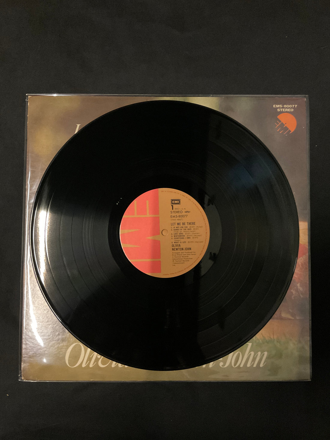 แผ่นเสียง Olivia Newton-John - Let Me Be There Vinyl VG+