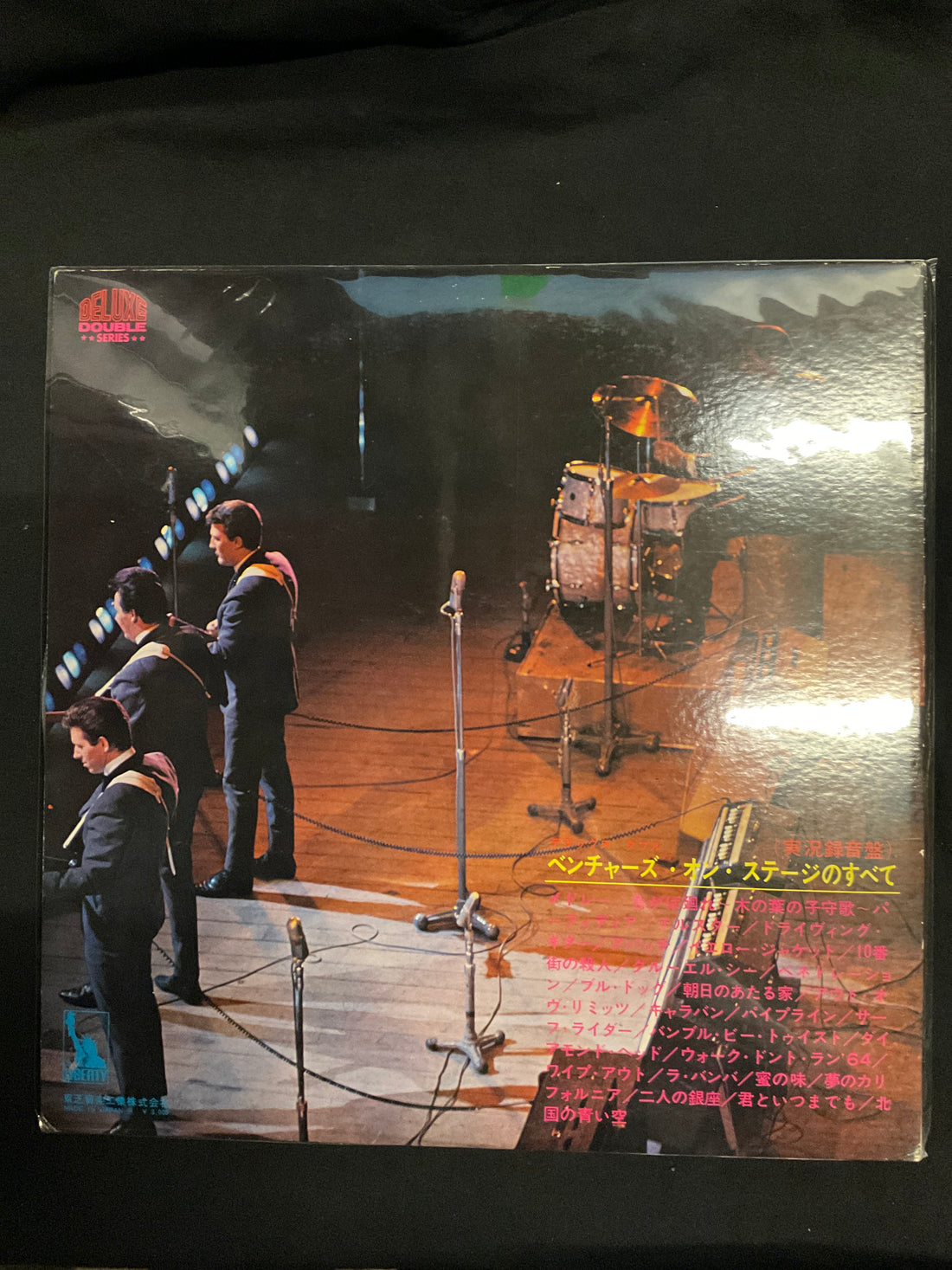 แผ่นเสียง The Ventures - The Best Of The Ventures On Stage Vinyl VG+