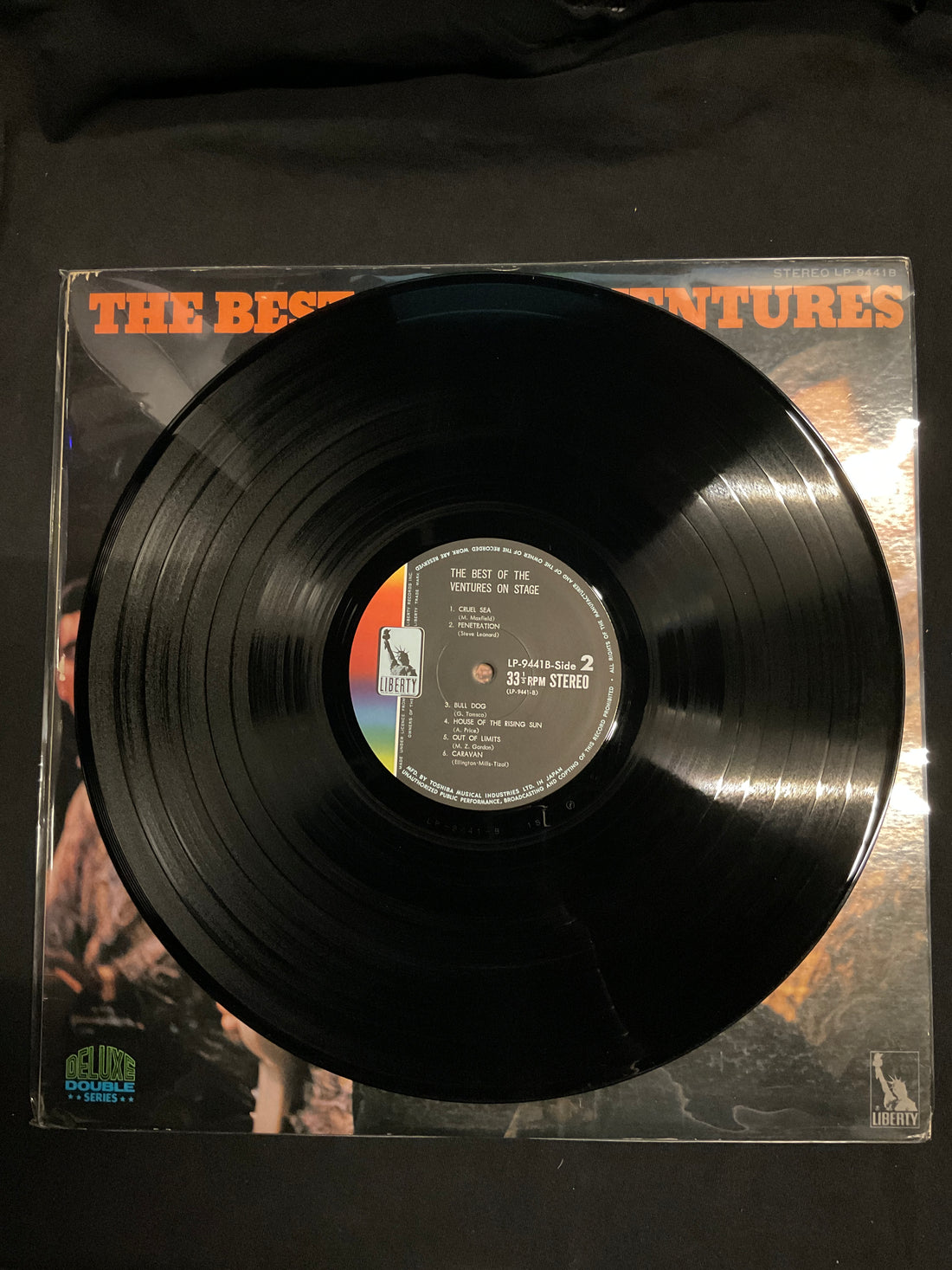 แผ่นเสียง The Ventures - The Best Of The Ventures On Stage Vinyl VG+