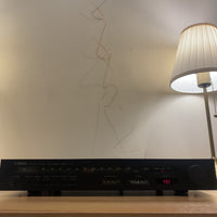 Yamaha T-2 FM Stereo Tuner (220V)