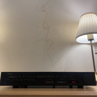 Yamaha T-2 FM Stereo Tuner (220V)