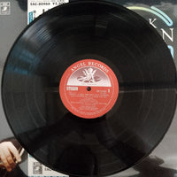 แผ่นเสียง Johann Sebastian Bach - Daniel Barenboim / Itzhak Perlman / Pinchas Zukerman / English Chamber Orchestra - Three Great Violin Concertos Vinyl VG+