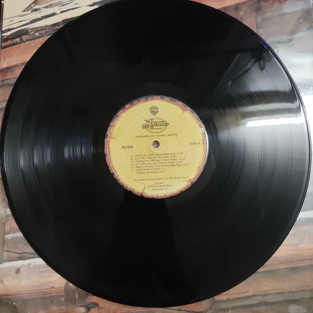 แผ่นเสียง America - Hideaway Vinyl VG+