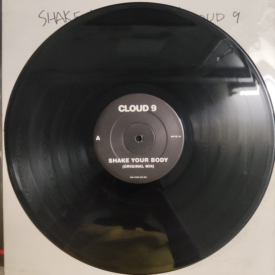 แผ่นเสียง Cloud 9 - Shake Your Body Vinyl VG+