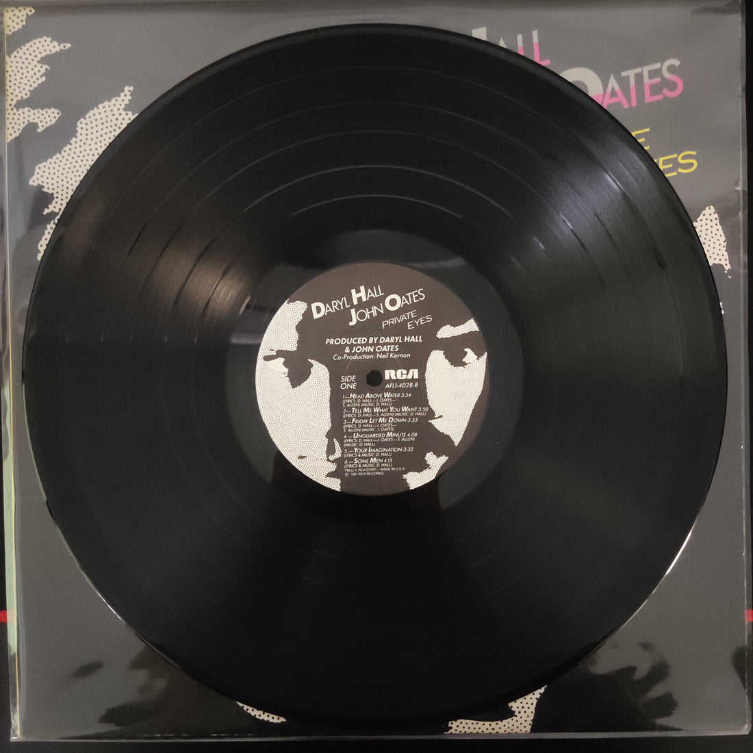 แผ่นเสียง Daryl Hall & John Oates - Private Eyes Vinyl VG+