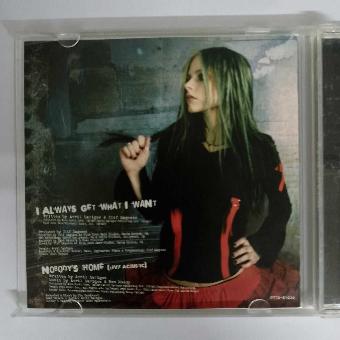 ซีดี Avril Lavigne = Avril Lavigne - Under My Skin = アンダー・マイ・スキン CD VG