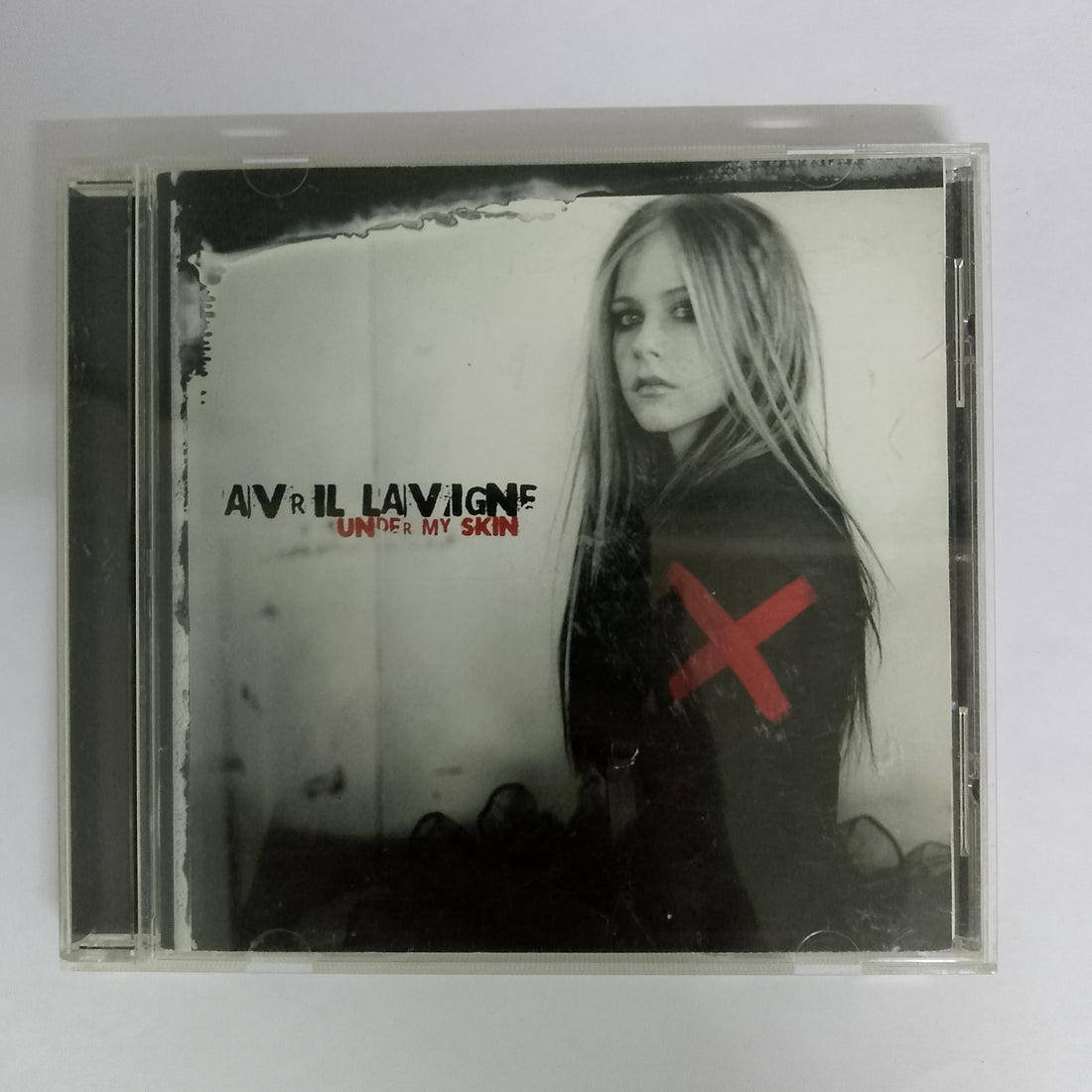 ซีดี Avril Lavigne = Avril Lavigne - Under My Skin = アンダー・マイ・スキン CD VG